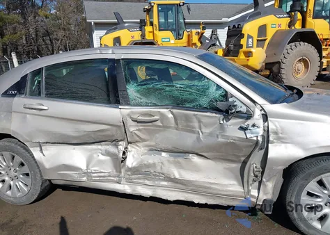 2014 Chrysler 200 Lx из США, поврежденный, VIN 1C3CCBAB2EN211585